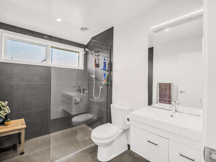 33 Golf Vue Place Castlecliff_16