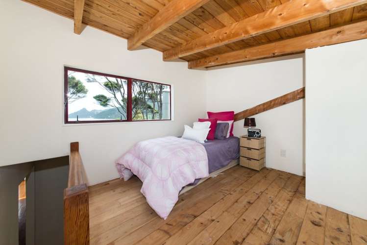 1212a Huia Road Huia_13