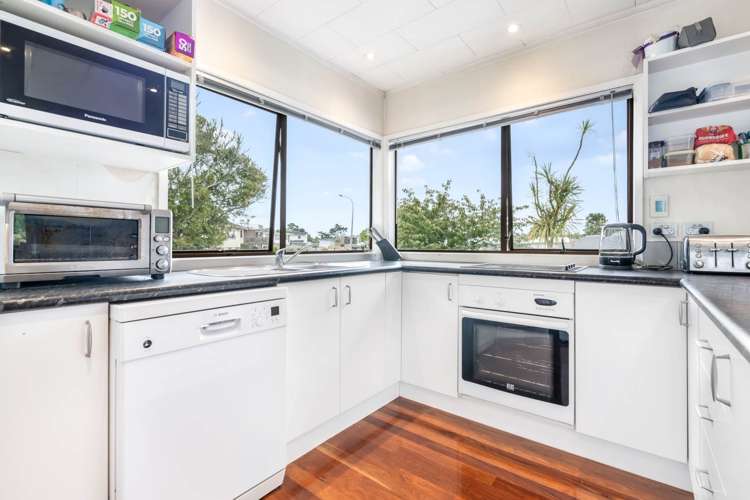 37 Archmillen Avenue Pakuranga Heights_5