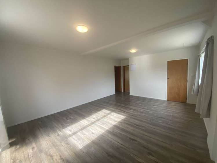 14 Reynella Drive Massey_5