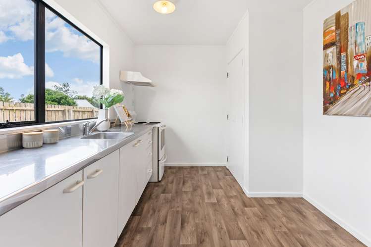 26 Barneys Farm Road Clendon Park_7