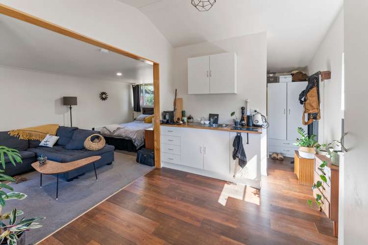 27 Eighty Eight Valley Road Wakefield_18