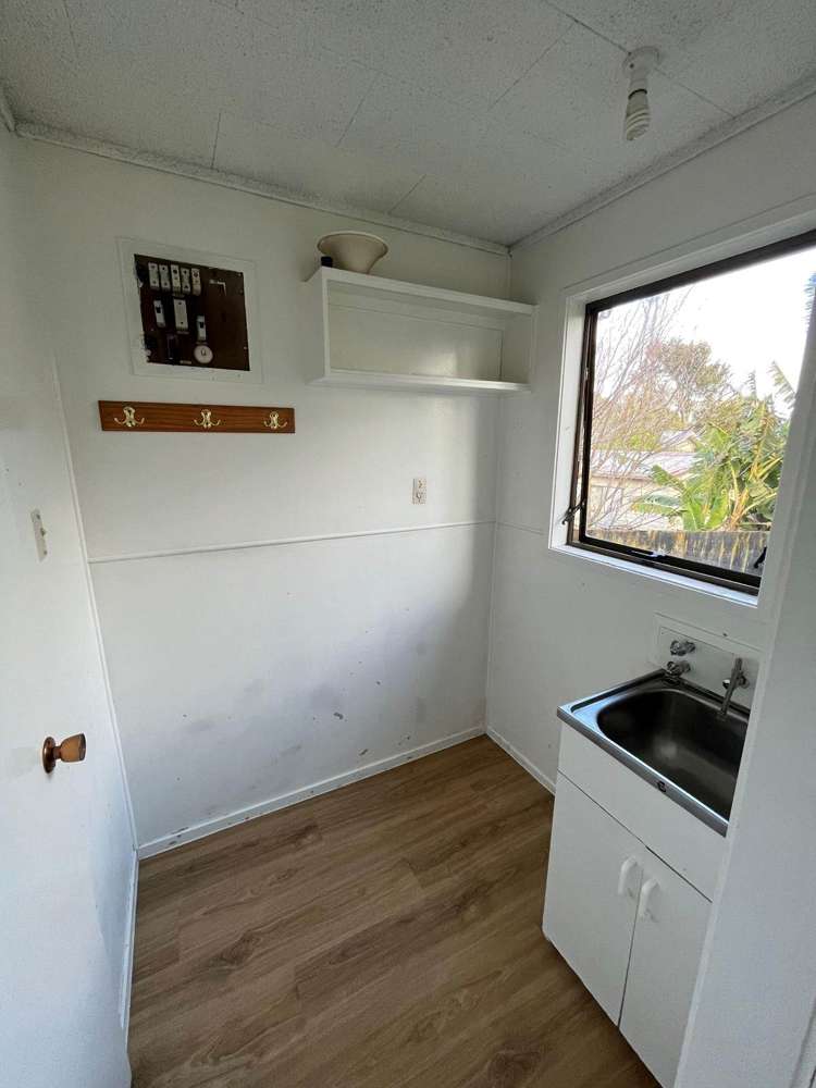 2/7 Naomi Place Manurewa_8