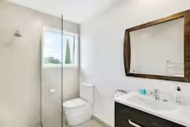 3/4 Beach Road Castor Bay_21