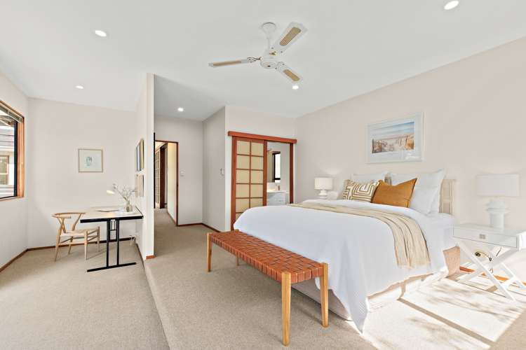 27 Riverside Drive Point Wells_15