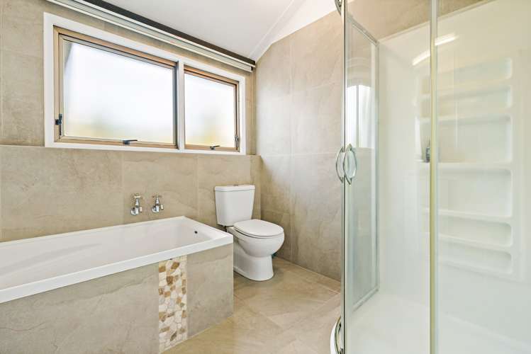 797 East Coast Road Northcross_16