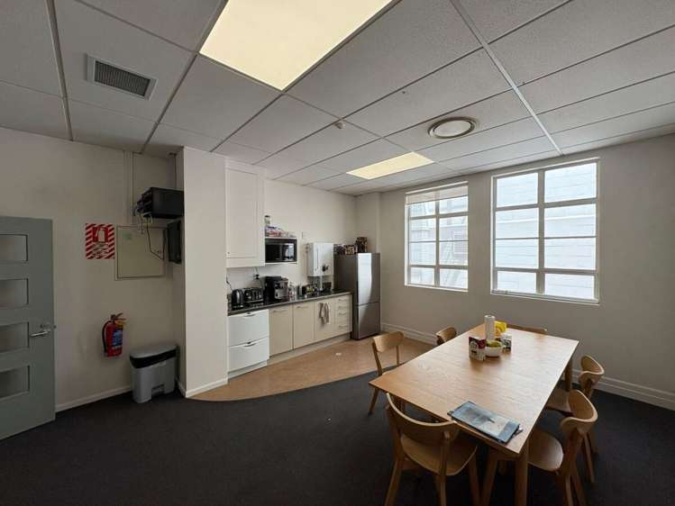 Level 2/29 Grey Street Tauranga Central_7