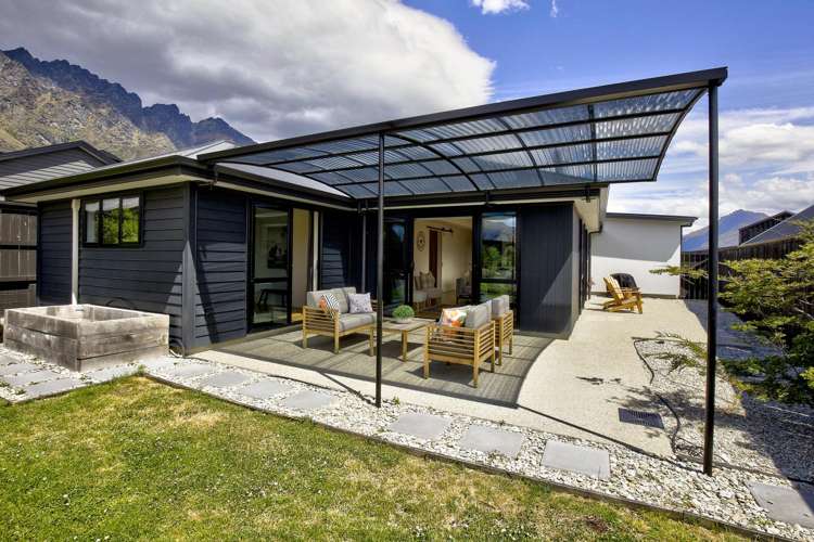 4 Coopworth Road Jacks Point_13