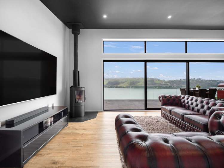 60 Kauri Street Ravensbourne_13