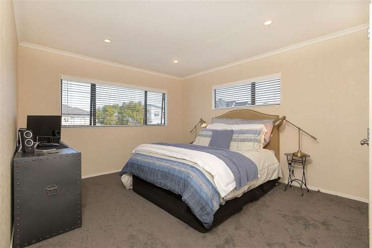 13 Gibbston Crescent Flat Bush_12