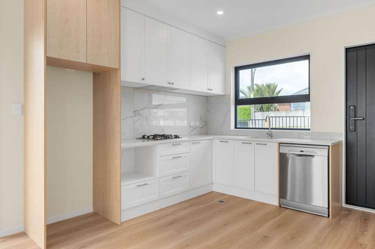 238 Baverstock Road Grandview Heights_19