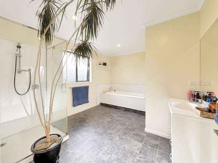 341 Airedale Road Weston_14