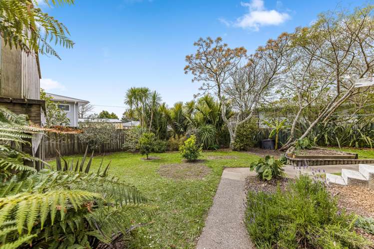 5 Japonica Drive Beach Haven_12