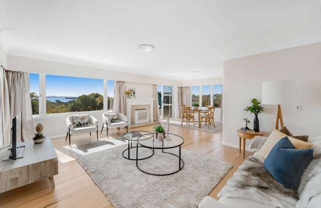 53 Uxbridge Road Mellons Bay_2