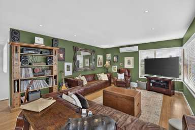 250 Centreway Road_2