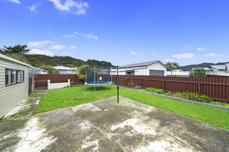 40 Momona Street Wainuiomata_15