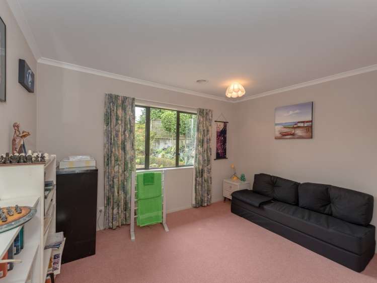 2 Akona Lane Hamilton East_9