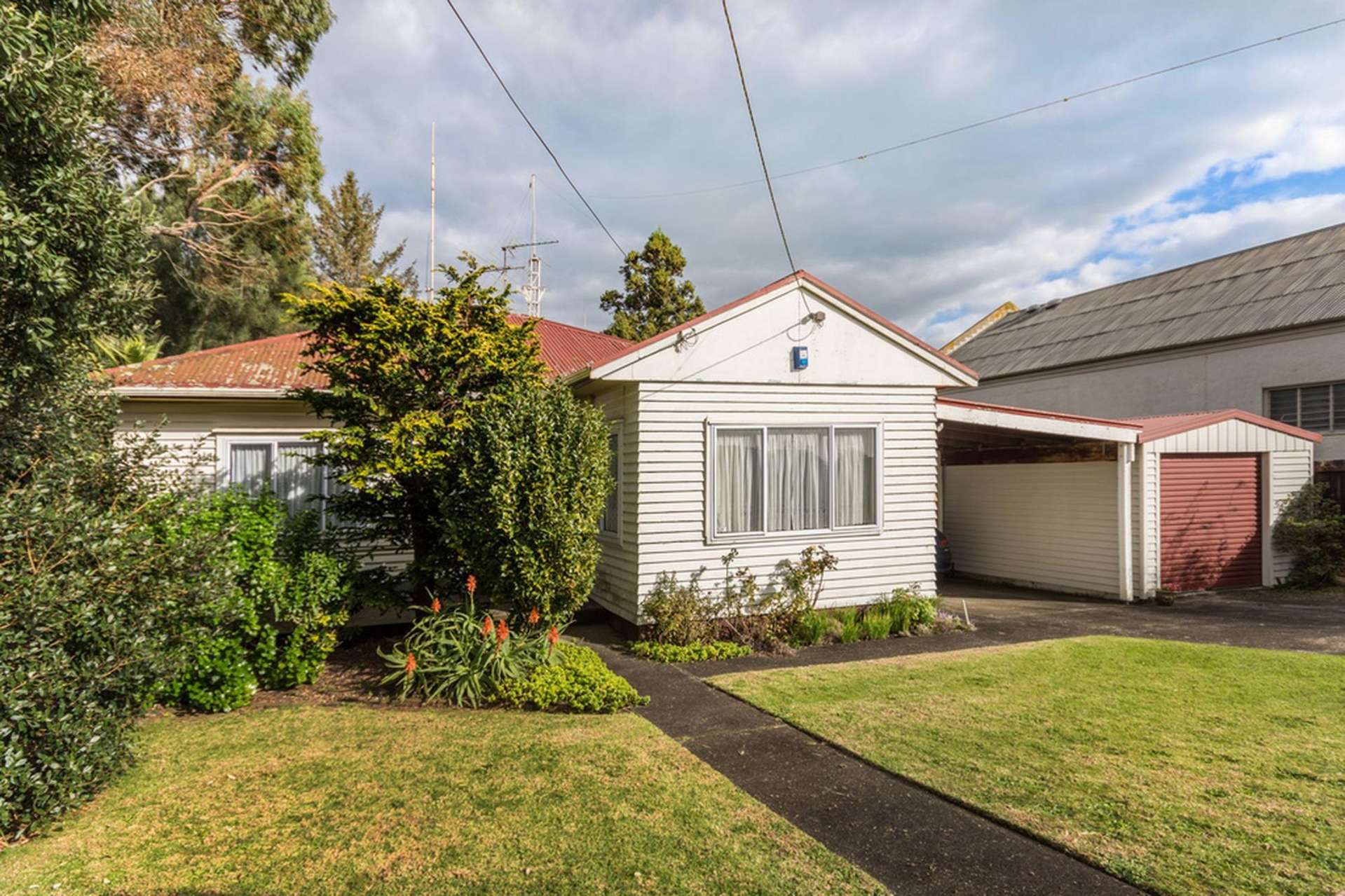 327 Waiuku Road Puni_0