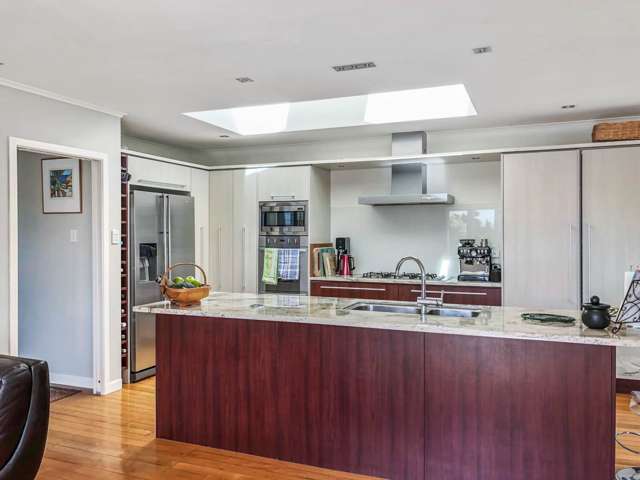 28a Old Lake Road Narrow Neck_2