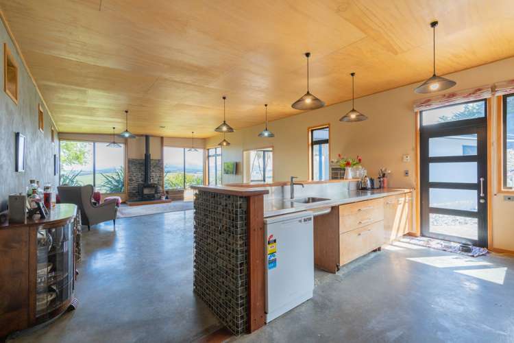 225 Whitestone Road Te Anau Surrounds_5