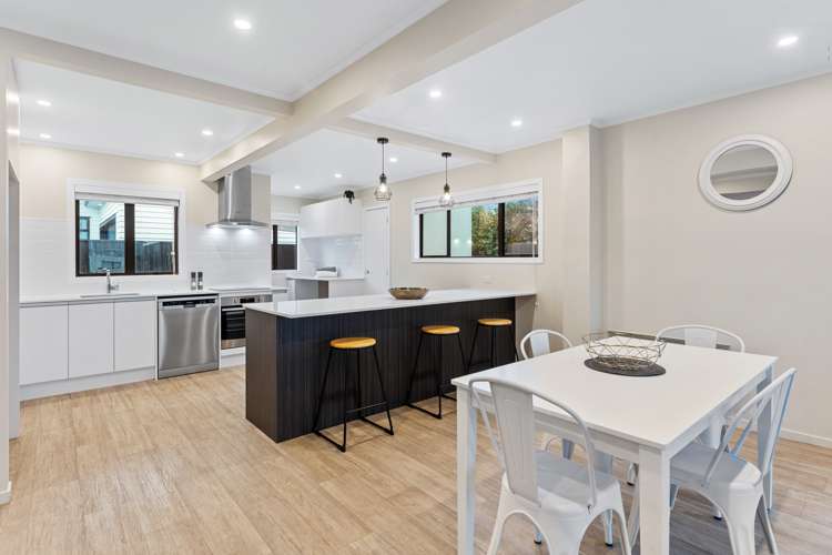 36 Doment Crescent Orewa_2