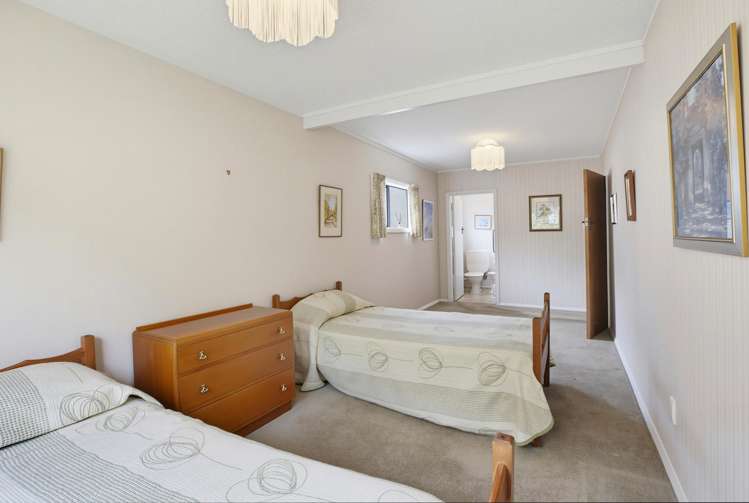 16 Handyside Street Tawa_16