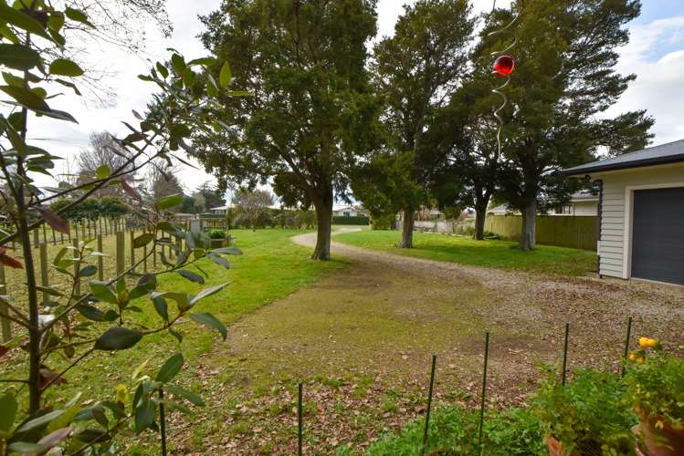 20 Hilton Road Carterton_16