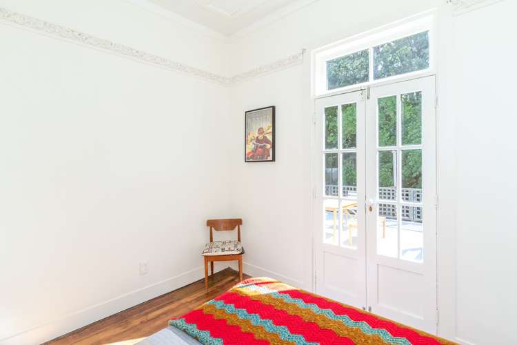 10 Russell Terrace Newtown_11