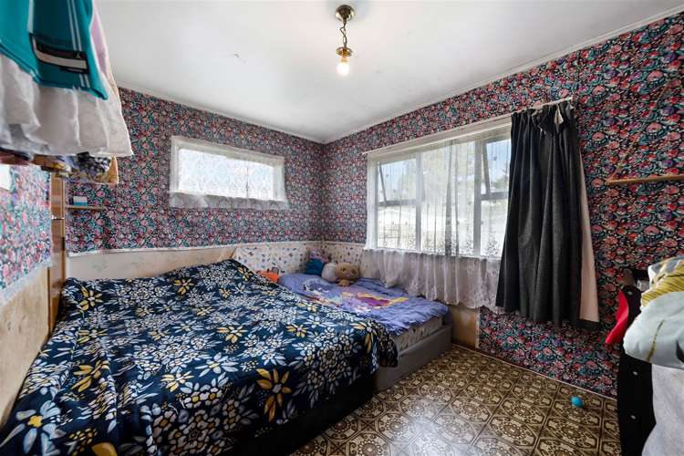 8 Glen Marine Parade Glendene_13