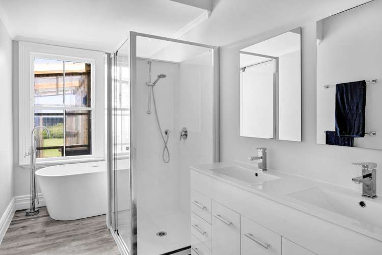 137a Lower Taumaha Road Manutahi_33