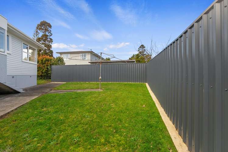 19 Miltonia Avenue Te Atatu South_17