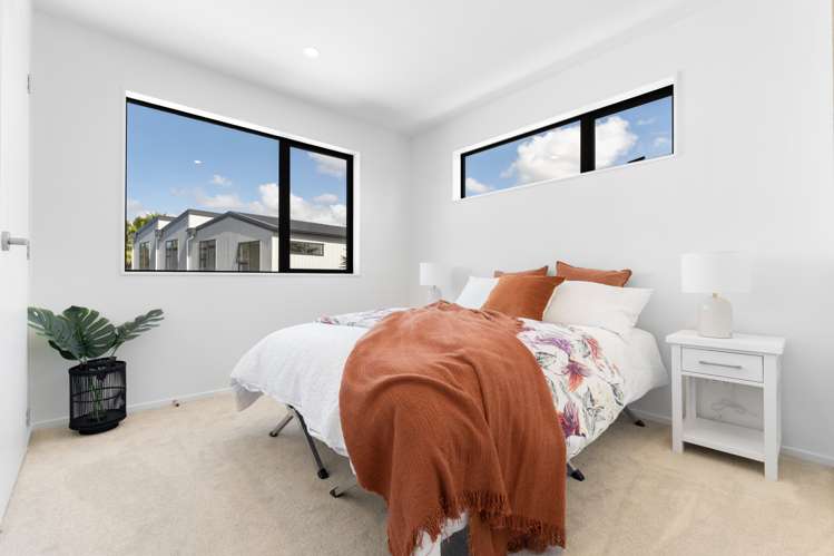 9/67 Royal View Road Te Atatu South_5