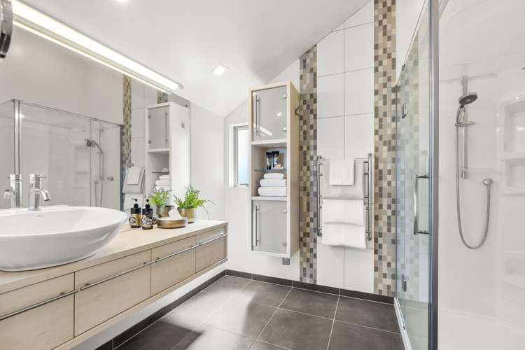 39 Williamson Avenue Belmont_18