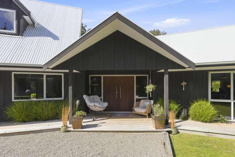 132 Maui Pomare Road Nikau Valley_2