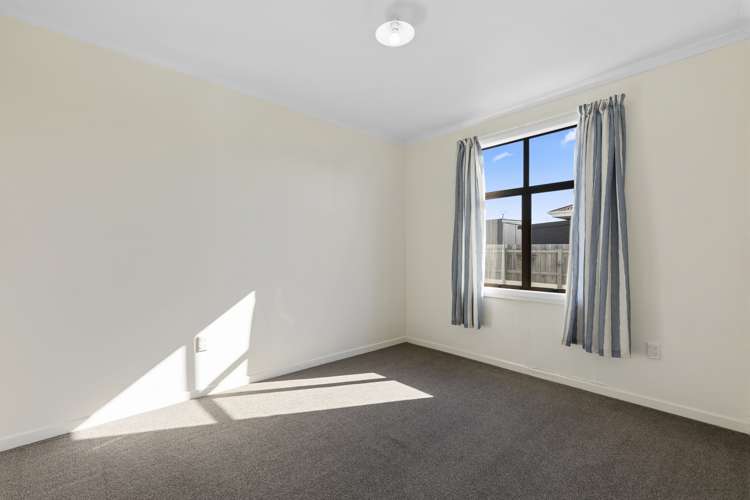 6 Brian Bary Street Redwoodtown_21