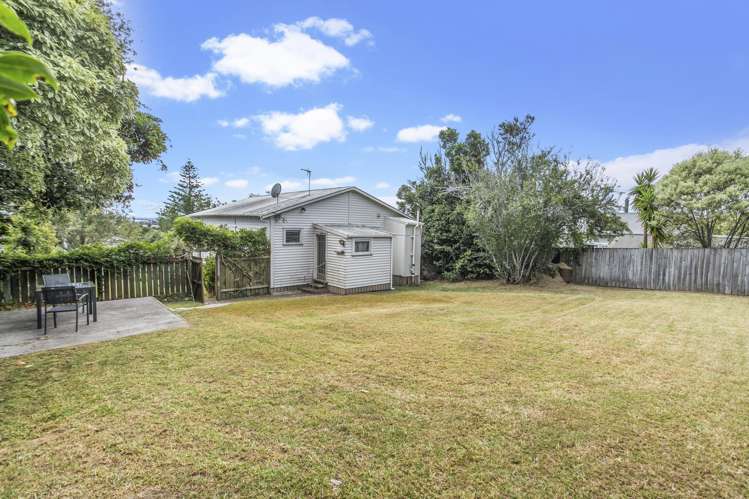 33 Clayburn Road Glen Eden_18