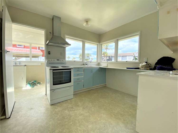 1/3 Marsh Avenue Forrest Hill_5