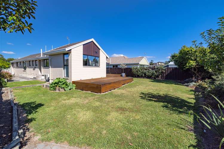 20 Sawtell Place Northcote_14
