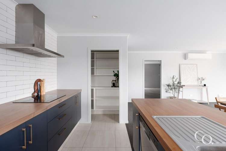 72 Adler Drive Ohauiti_11