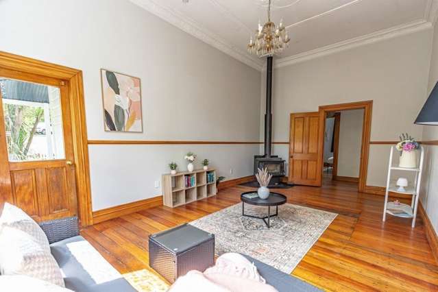 158 Mount View Road Bastia Hill_4