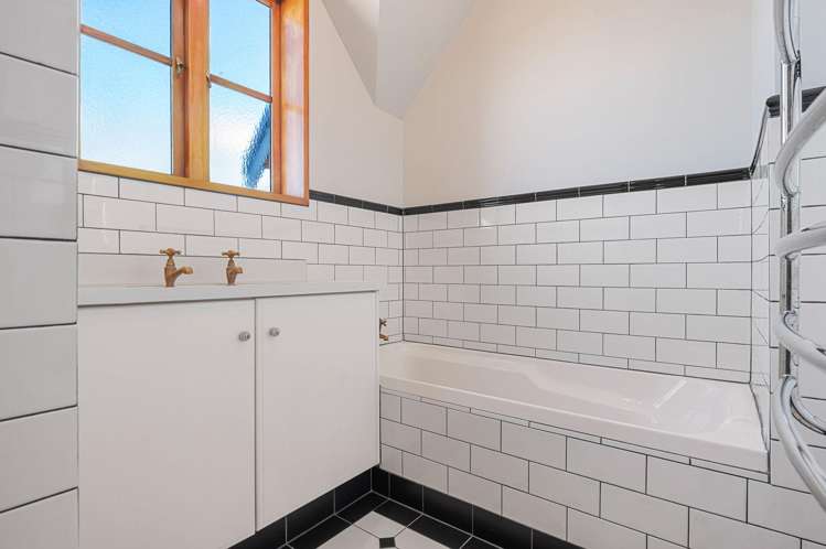 42 Benjamin Avenue Rototuna North_27
