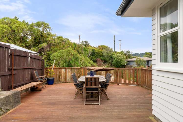 19 Jane Grove Paparangi_14