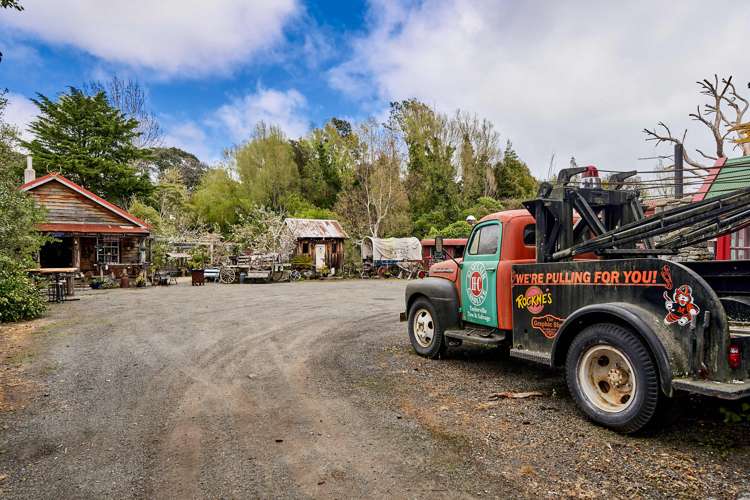 144 Raumati Road Raumati Beach_11