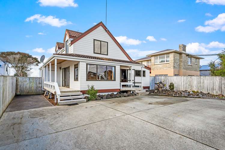 804 Whangaparaoa Road Manly_19