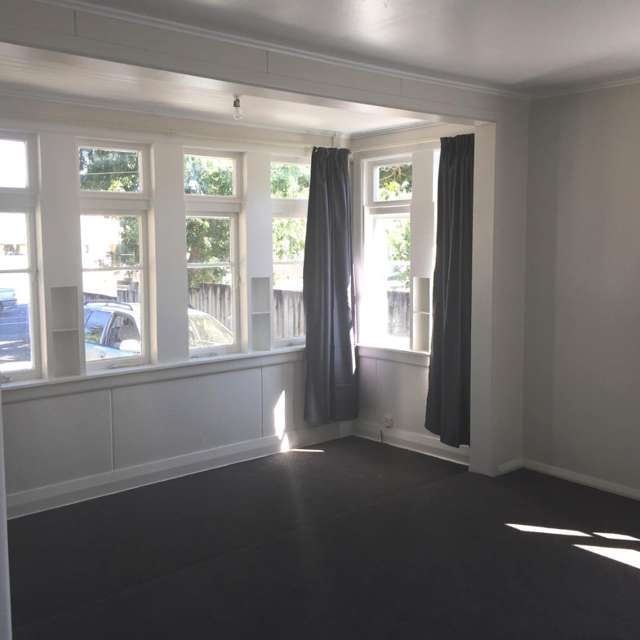 102A Peachgrove Road 1074_1