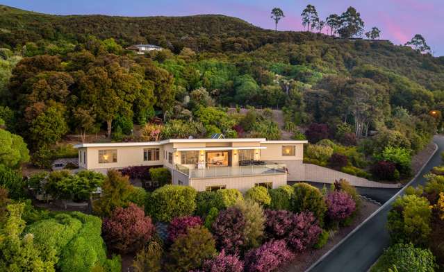 Coastal Elevation with Unrivalled Views