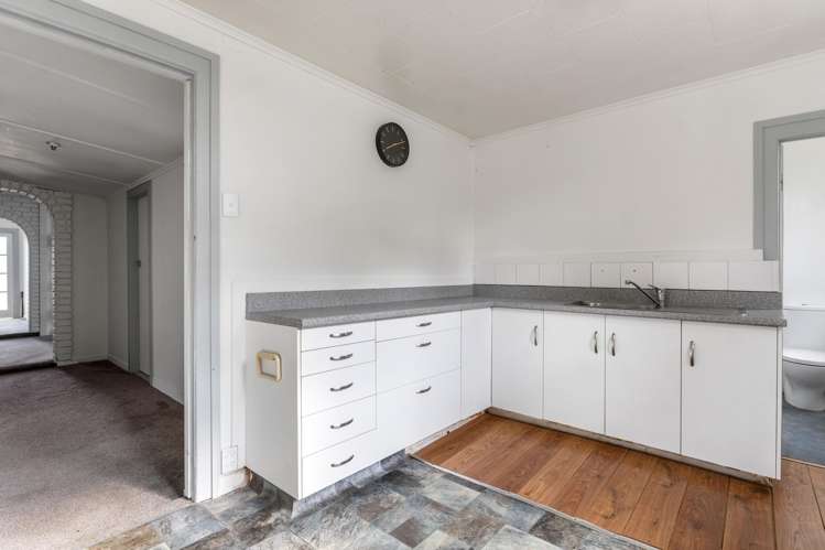 483 Palmerston Road Te Hapara_16