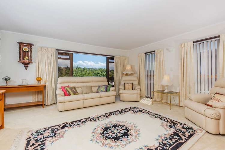 10 Oaktree Avenue Browns Bay_16