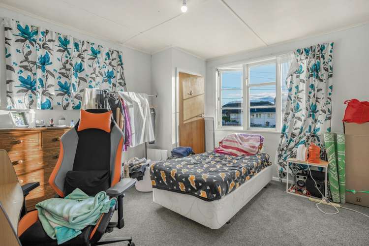 18 Mayo Grove Naenae_12