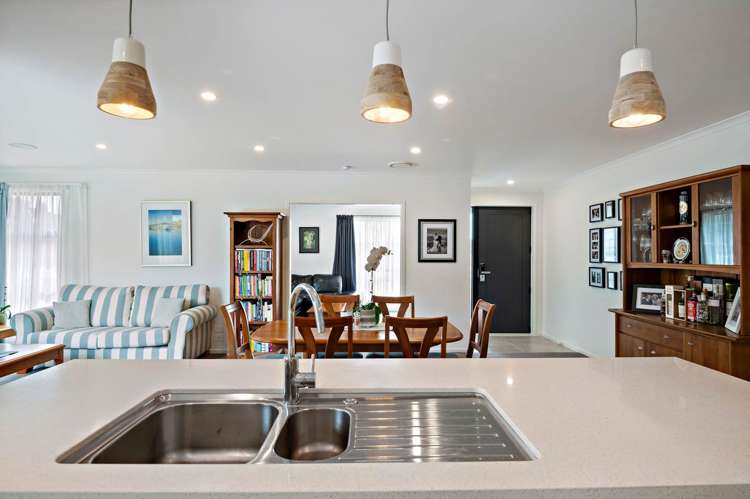 14 Papa Orchard Drive Kumeu_5